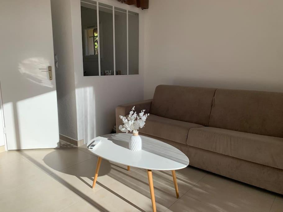 Maisonnette Dans Belle Residence 圣瓦利耶-德蒂耶 外观 照片